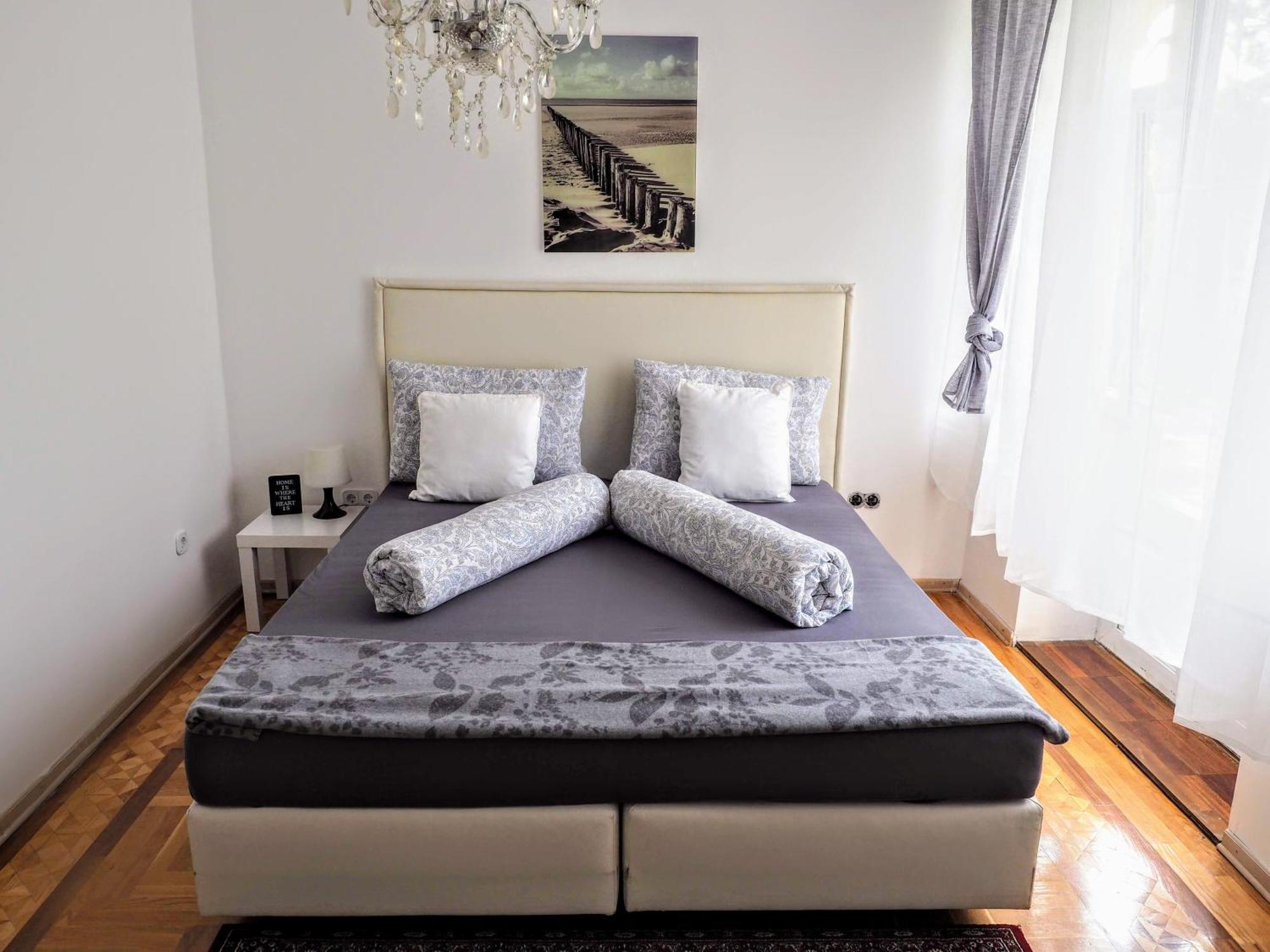 Schoenbrunn Palace Free Parking And 24h Check-in Apartment *