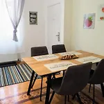 Schoenbrunn Palace Apartments Free Parking And 24H Check-In