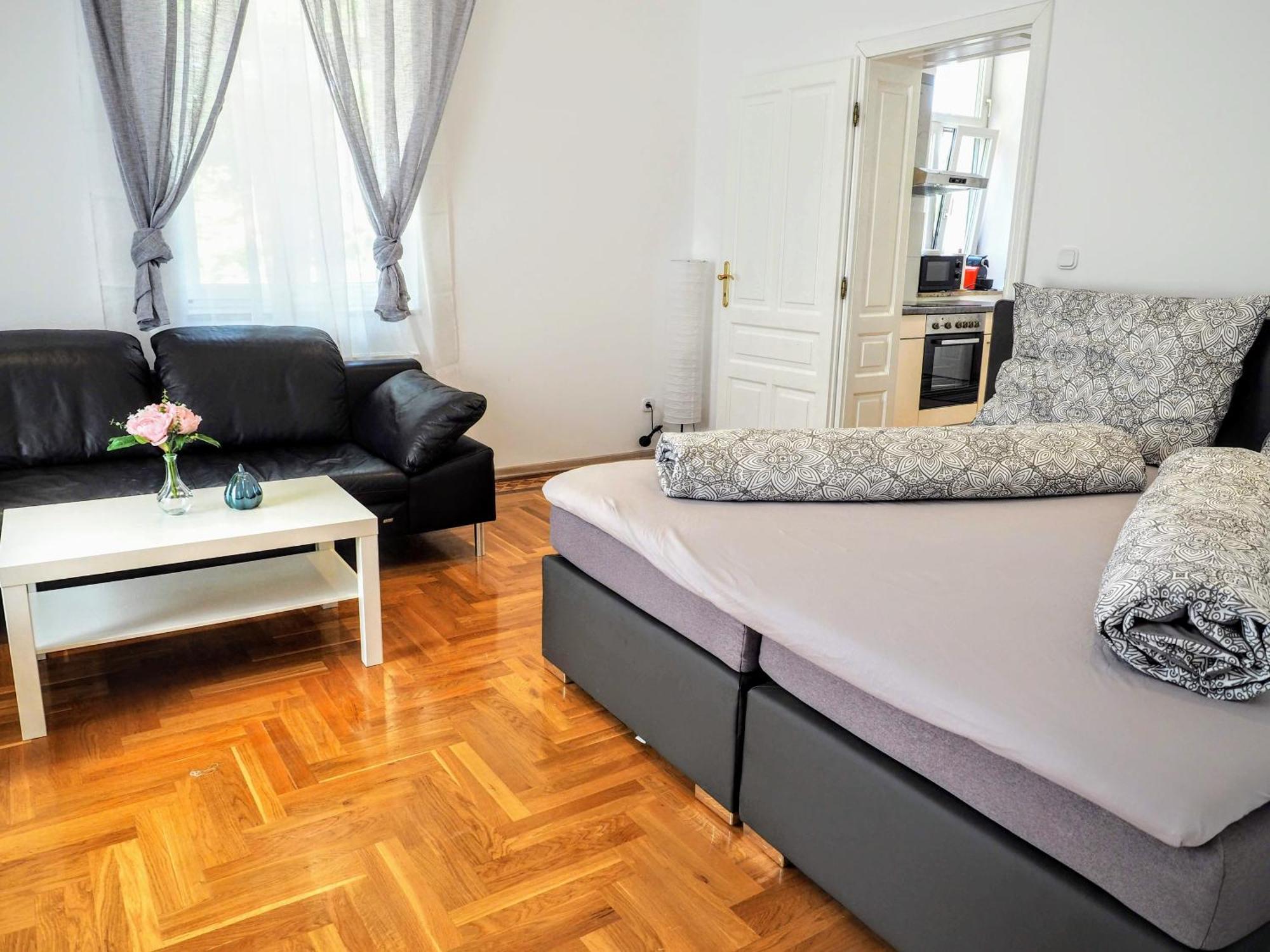 Apartment Schoenbrunn Palace Free Parking And 24h Check-in