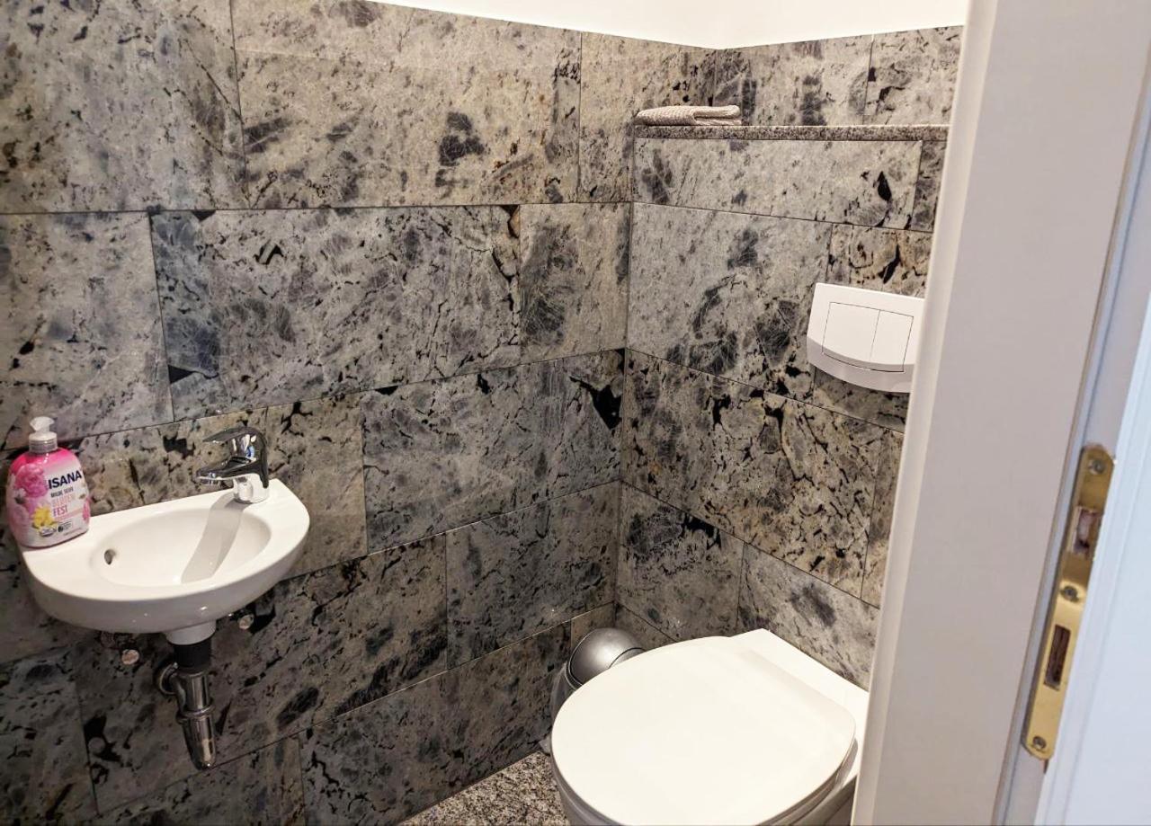 Apartment Schoenbrunn Palace Free Parking And 24h Check-in *