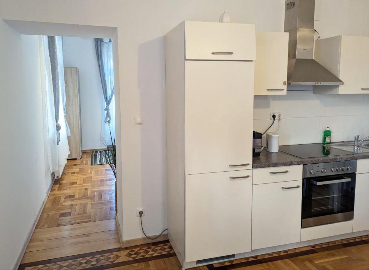 Apartment Schoenbrunn Palace Free Parking And 24h Check-in Wien